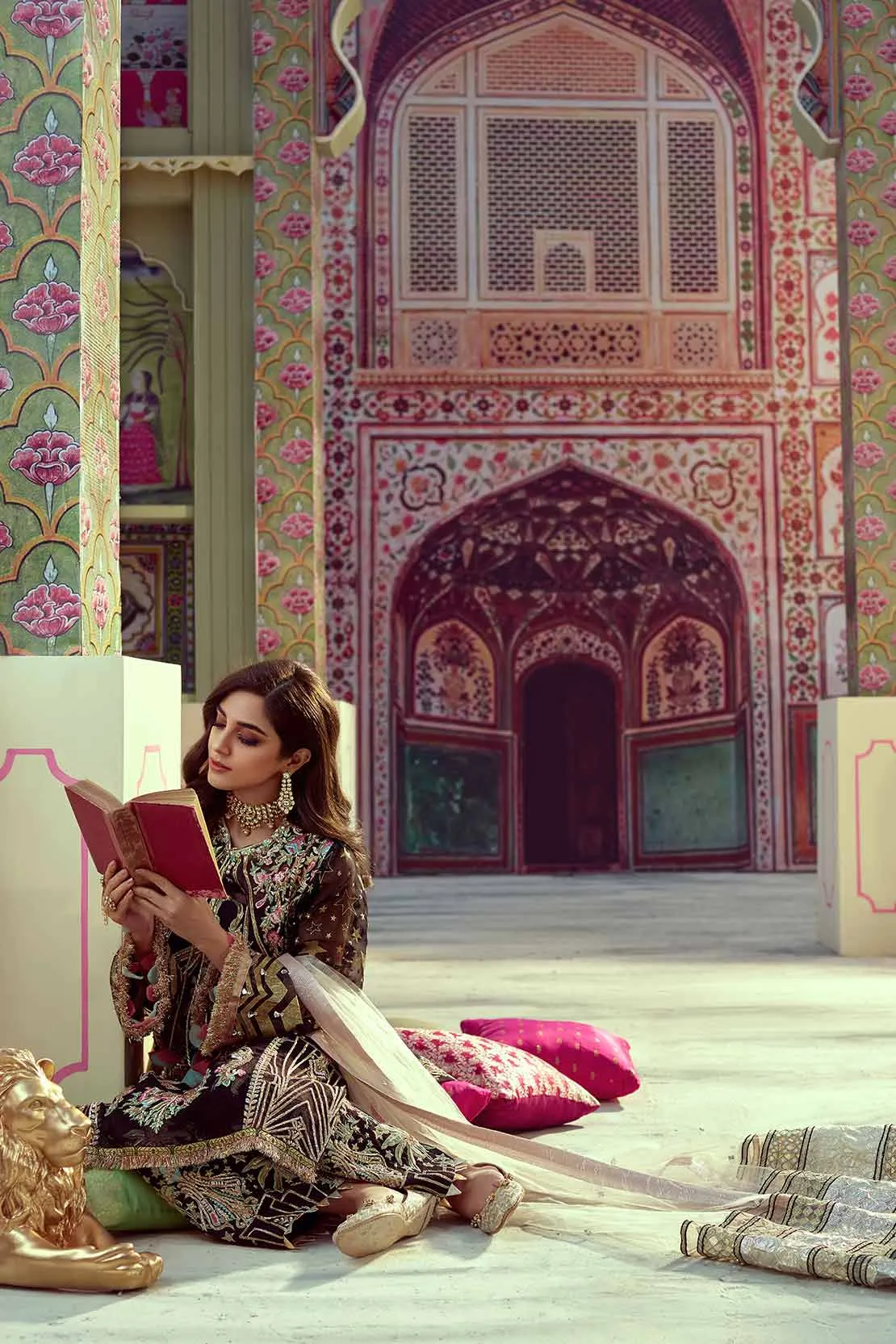 Crimson X Republic Luxury Wedding Collection 2018 – AZAL - D5