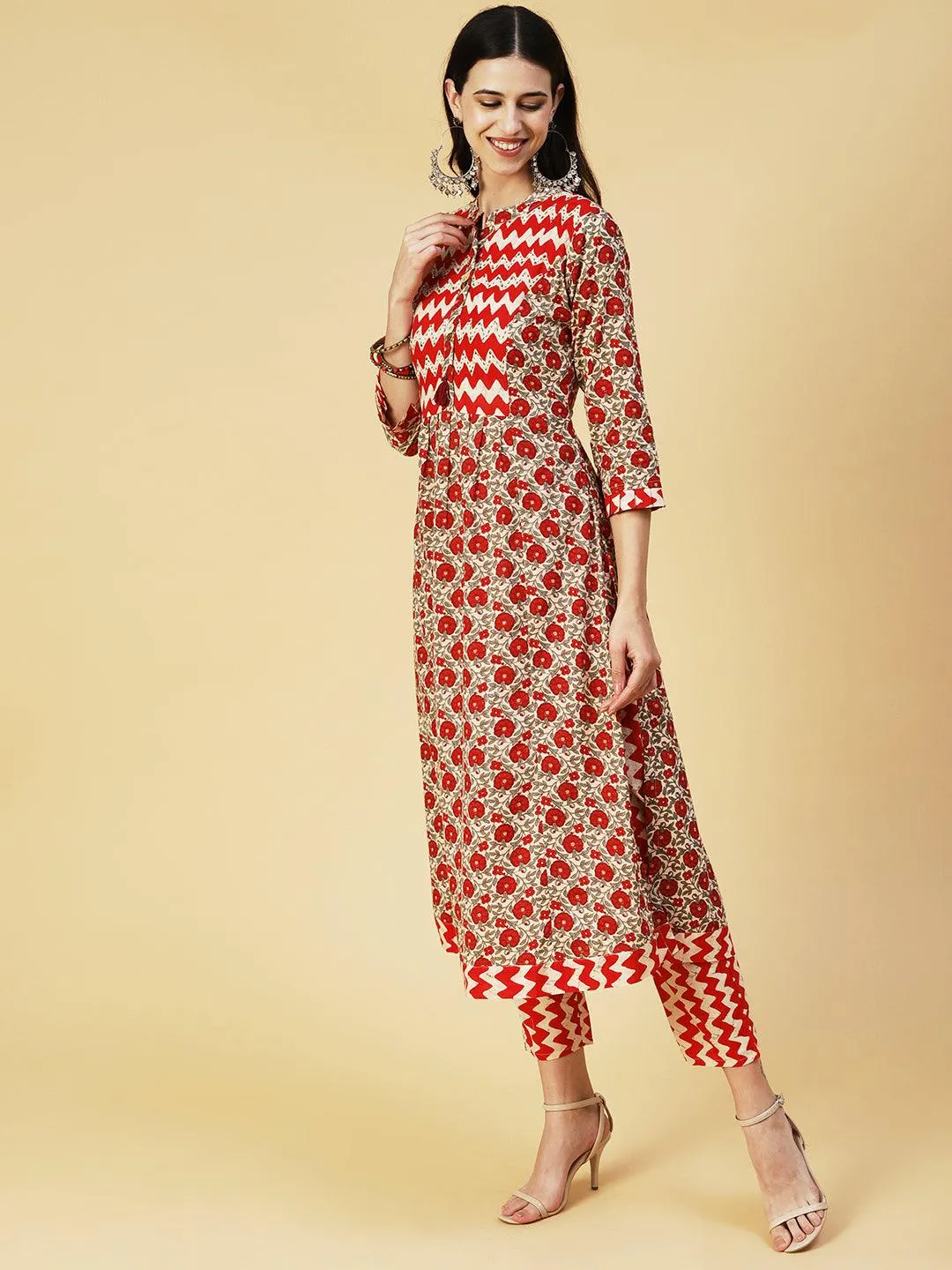 Floral Printed Resham & Sequins Ornamented Kurta With Pants & Dupatta - Cream & Red
