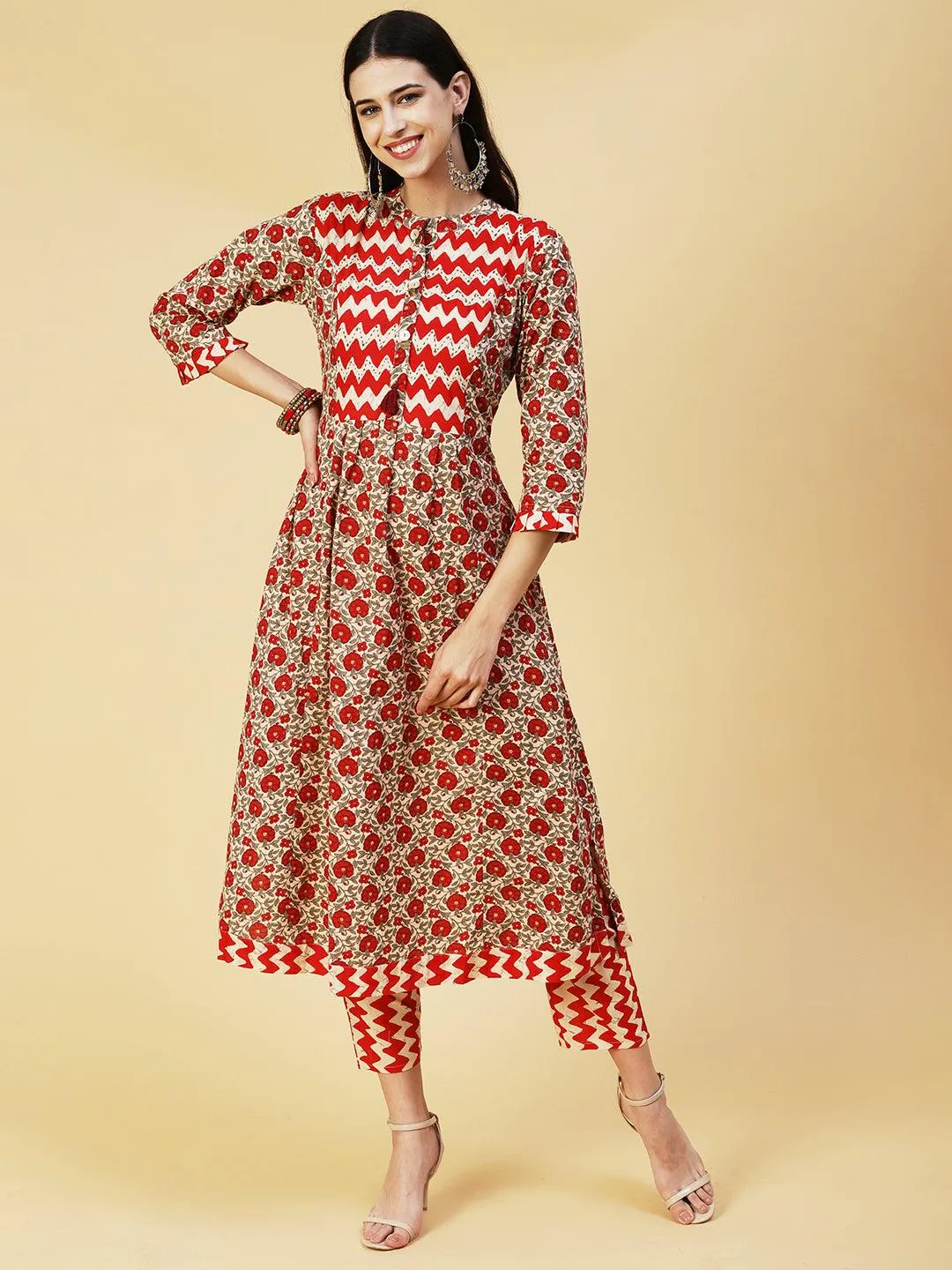 Floral Printed Resham & Sequins Ornamented Kurta With Pants & Dupatta - Cream & Red