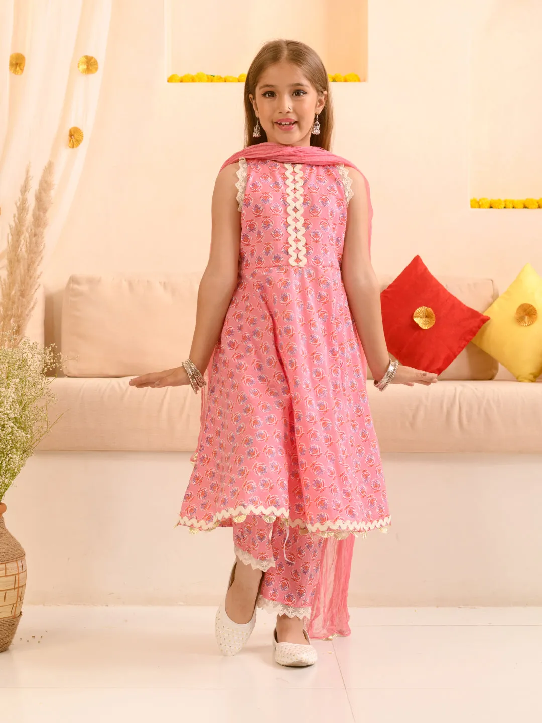 Girls Floral Printed Pure Cotton Kurta With Trousers With Dupatta - Ps Peaches