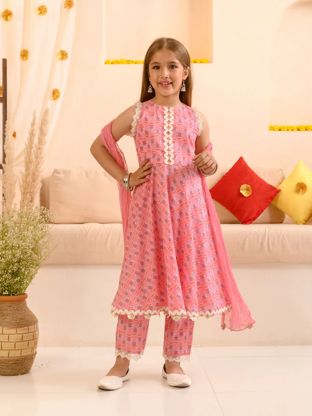 Girls Floral Printed Pure Cotton Kurta With Trousers With Dupatta - Ps Peaches