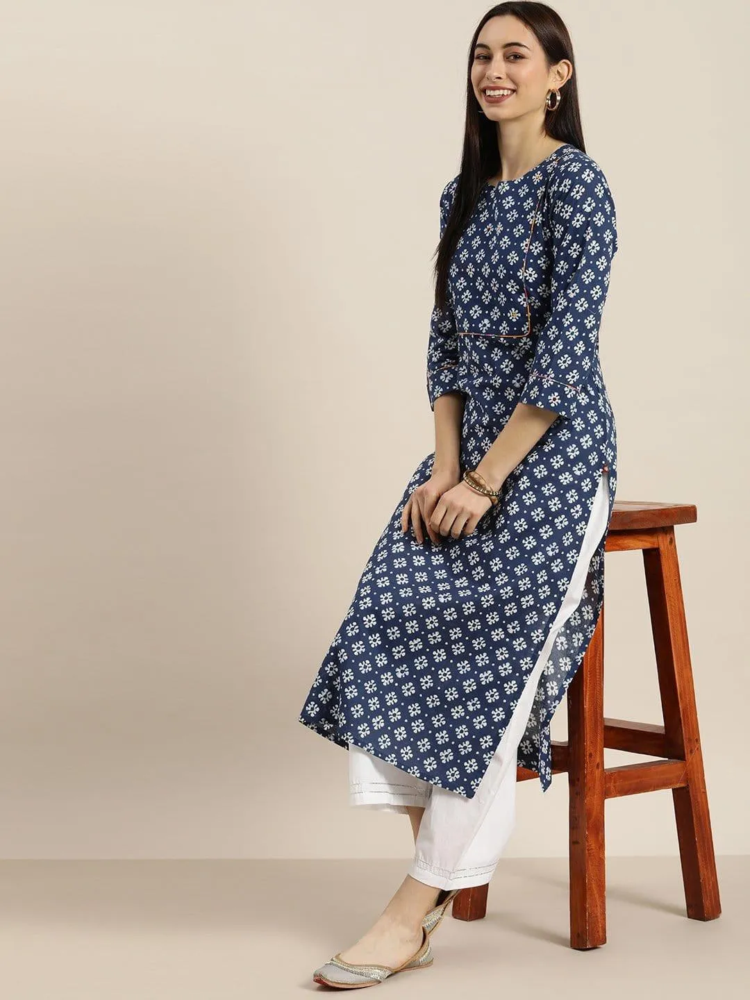 KSUT Blue And White Abstract Printed Kurta With Handwork On Yoke
