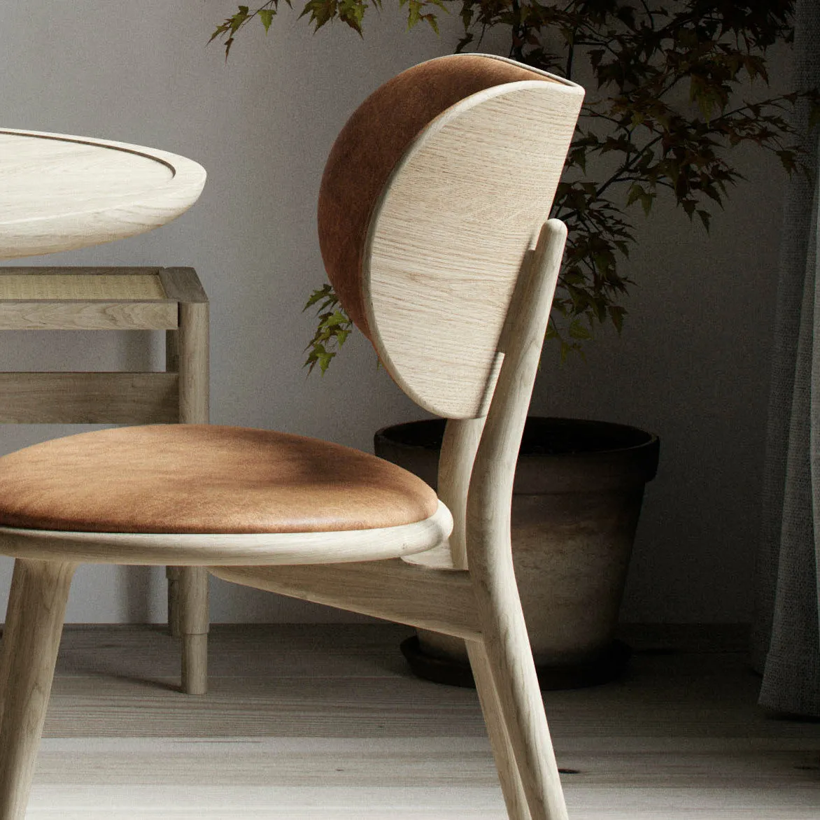 Mater Dining Chair