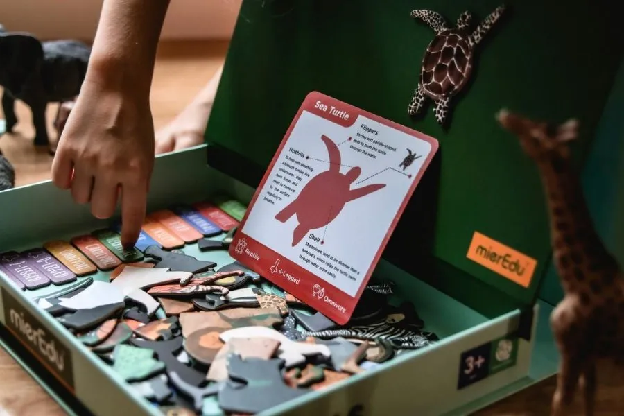 MierEdu Magnetic Puzzle Play Kit-All About Animals Magnetic Puzzle