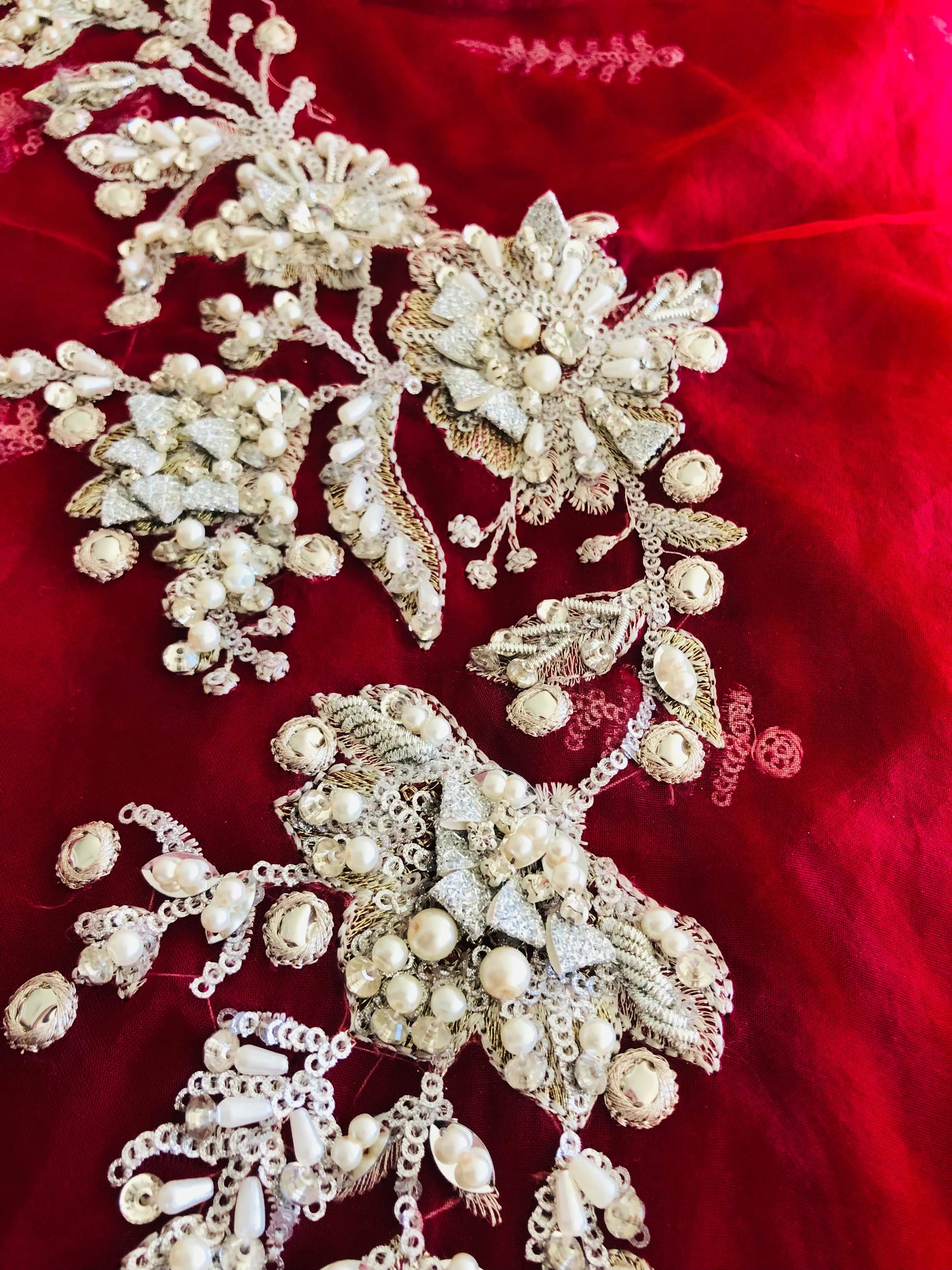 Mushq Tehzeeb Luxury Velvet Collection – Alayha
