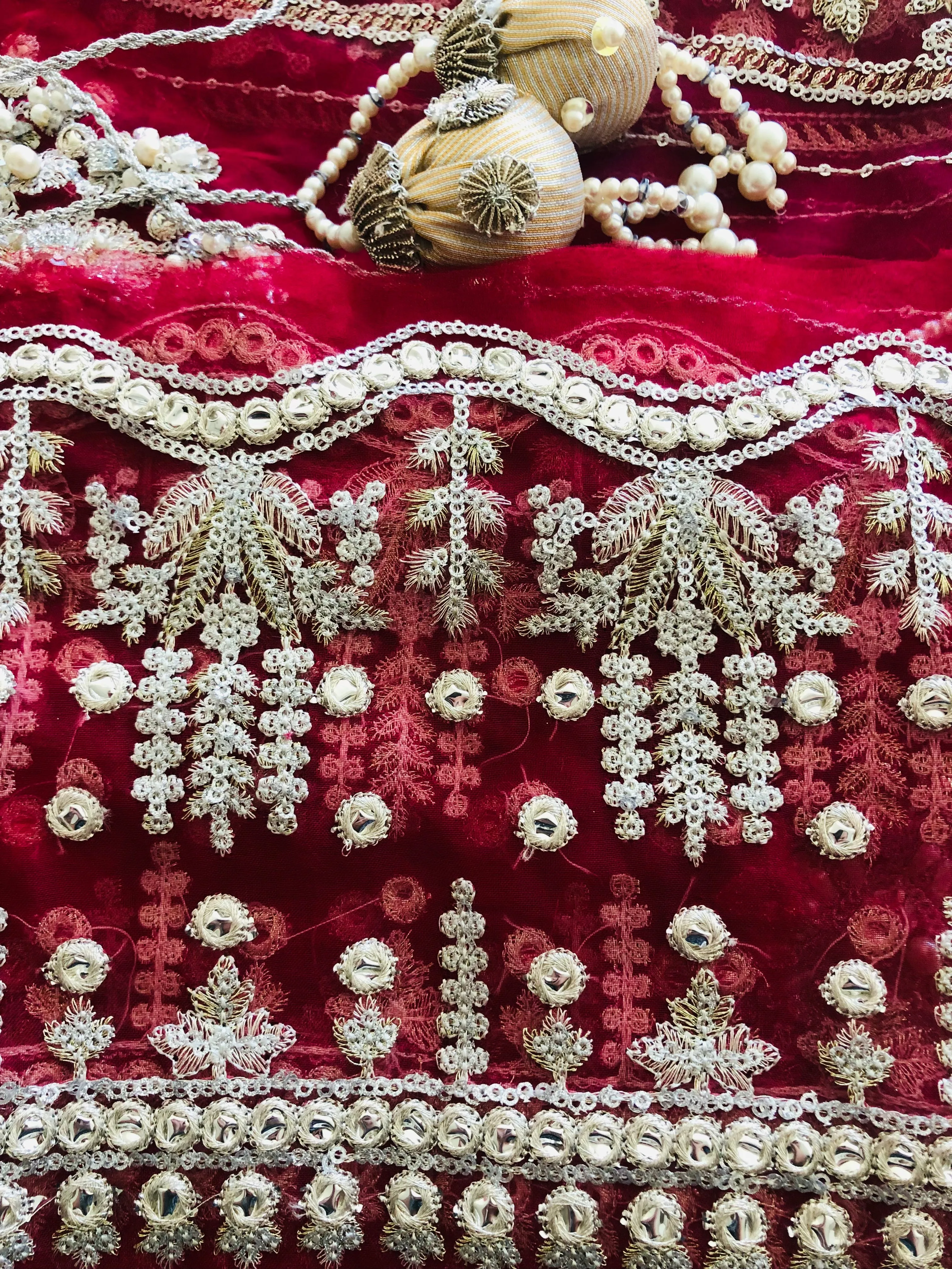 Mushq Tehzeeb Luxury Velvet Collection – Alayha