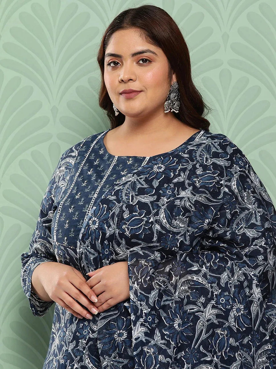 Plus Size Blue Floral Printed Pure Cotton Kurta With Trousers & With Dupatta