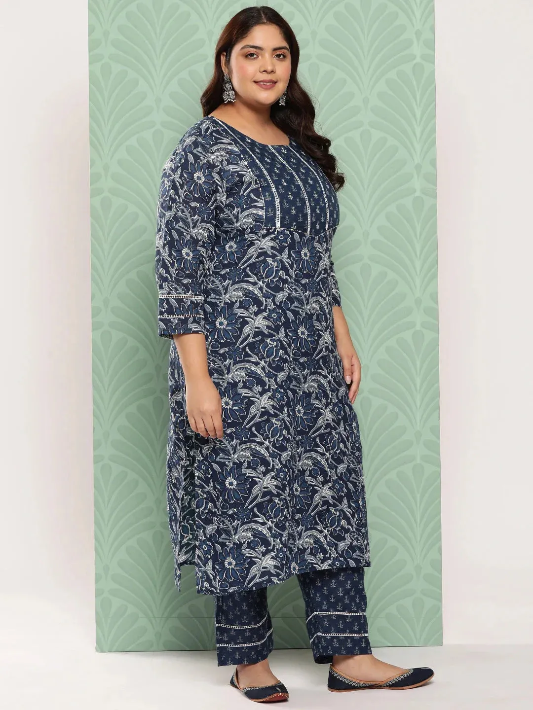 Plus Size Blue Floral Printed Pure Cotton Kurta With Trousers & With Dupatta