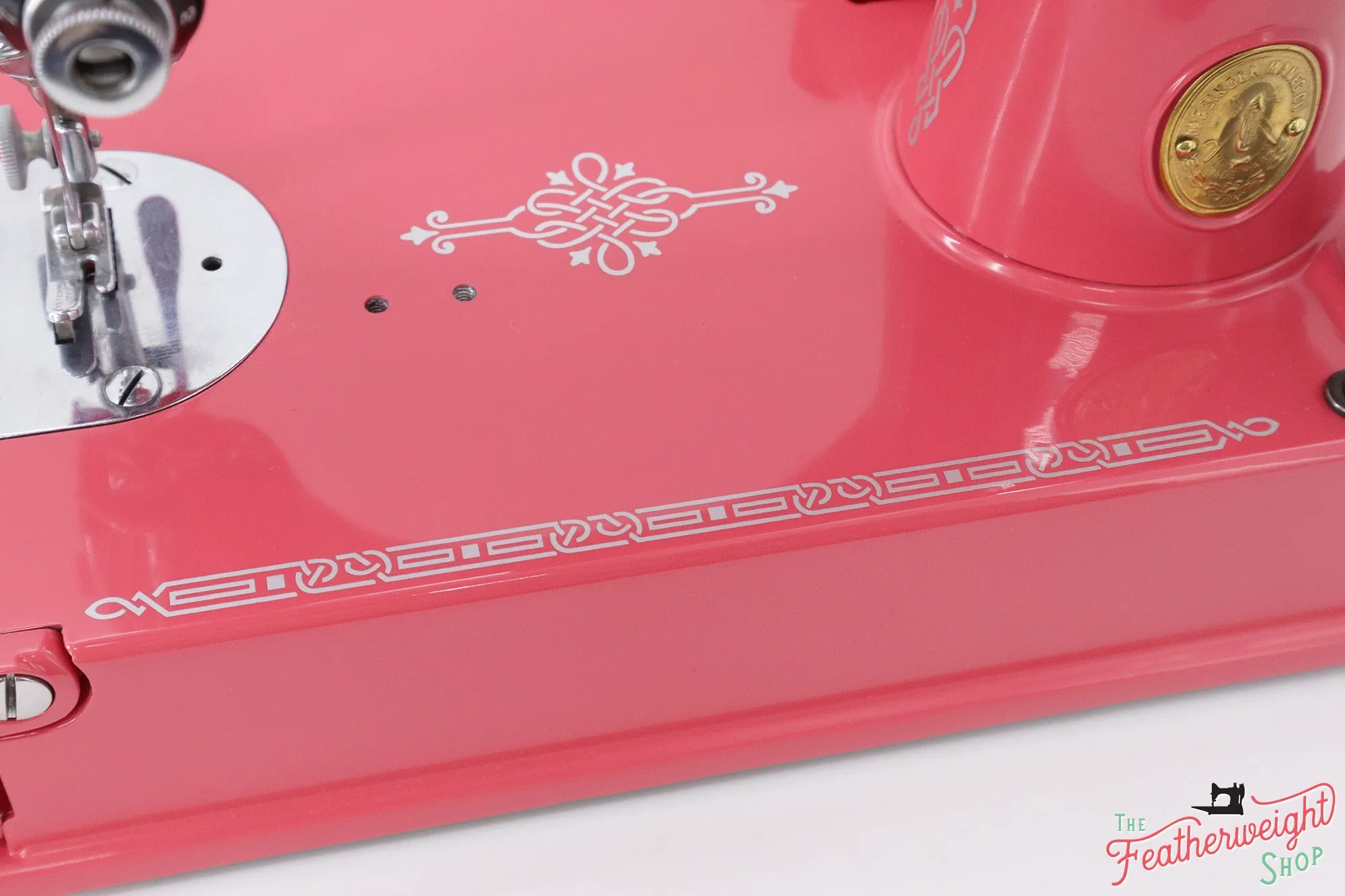 Singer Featherweight 221 Sewing Machine AJ117*** - Fully Restored in Happy Pink Grapefruit