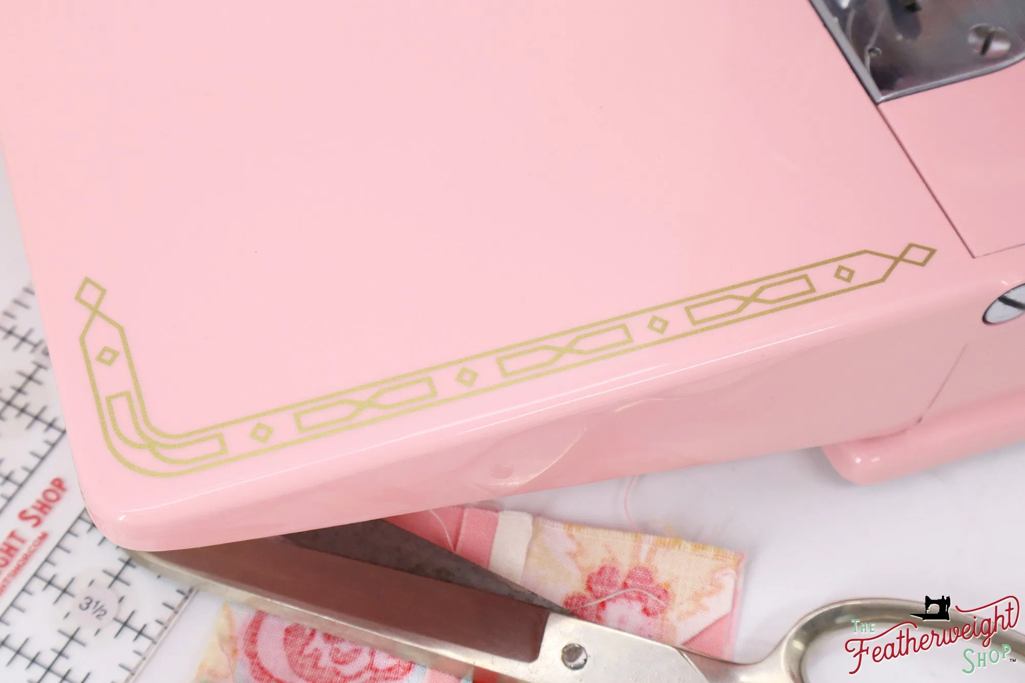 Singer Featherweight 221K5 Sewing Machine ES880*** - Fully Restored in Rosy Posy Pink