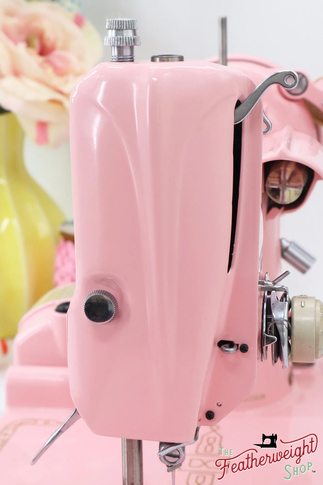 Singer Featherweight 221K5 Sewing Machine ES880*** - Fully Restored in Rosy Posy Pink