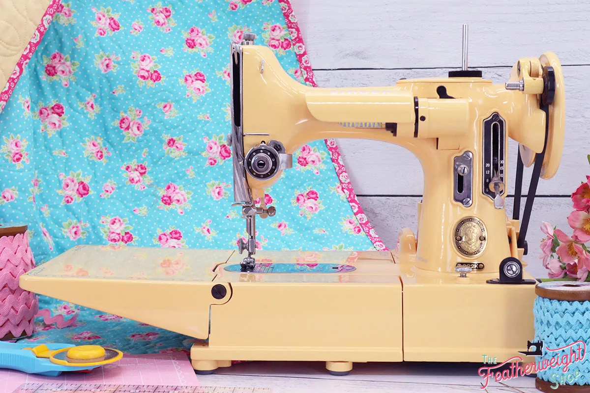 Singer Featherweight 222K Sewing Machine EK320*** - Fully Restored in 'Dreamy Mai Tai'