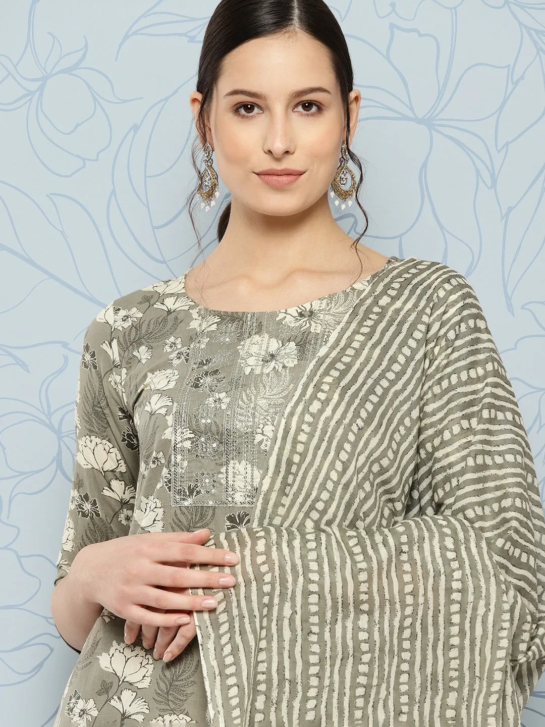 Women Floral Embroidered Sequinned Pure Cotton Kurta With Trousers & With Dupatta