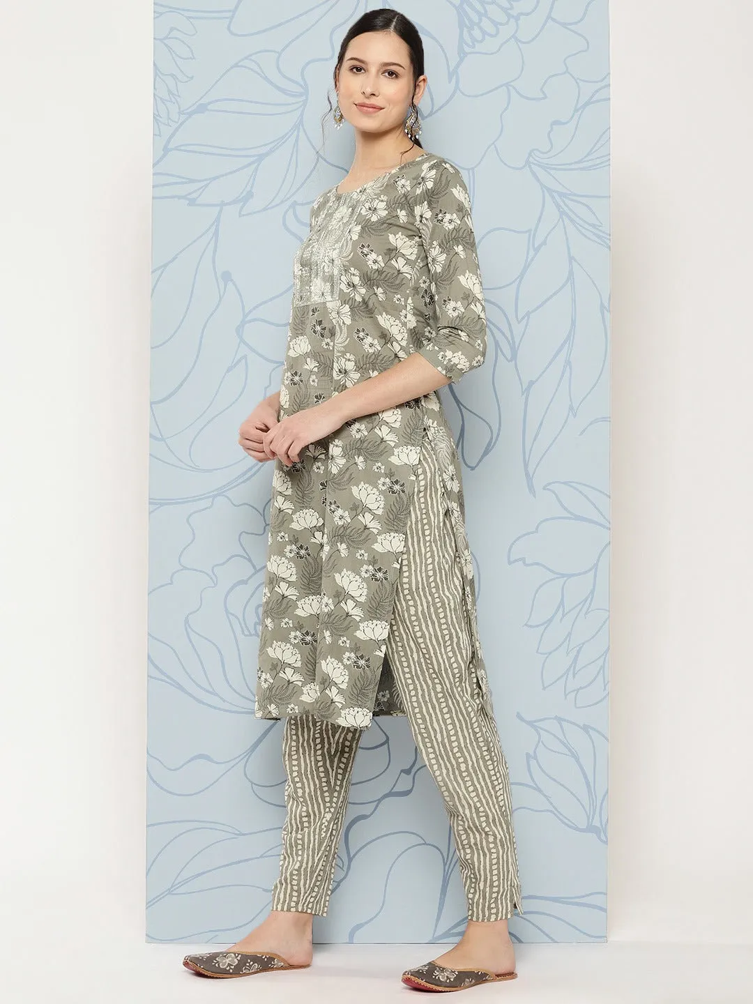 Women Floral Embroidered Sequinned Pure Cotton Kurta With Trousers & With Dupatta