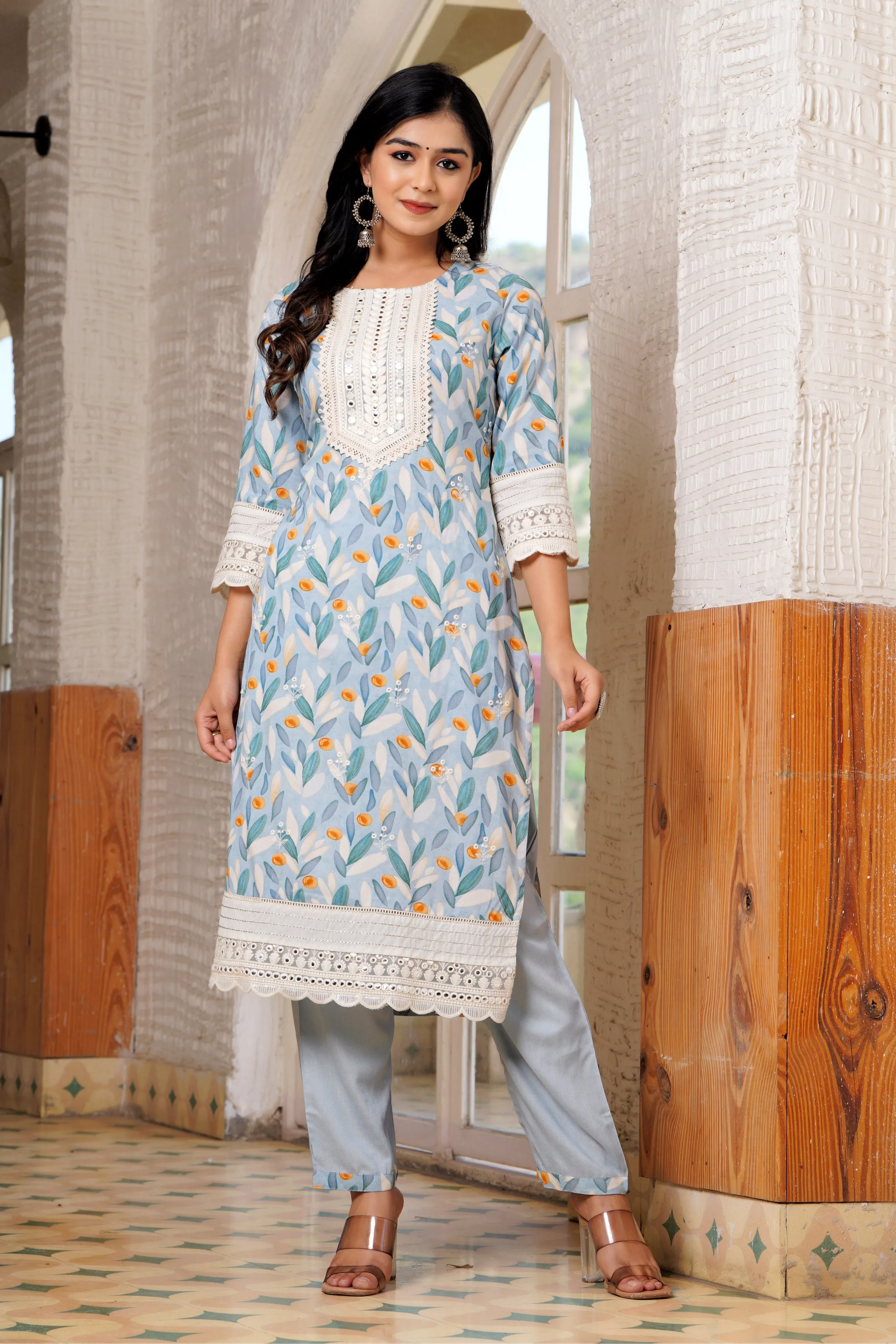 Women Floral Printed Kurta with Trousers  Dupatta
