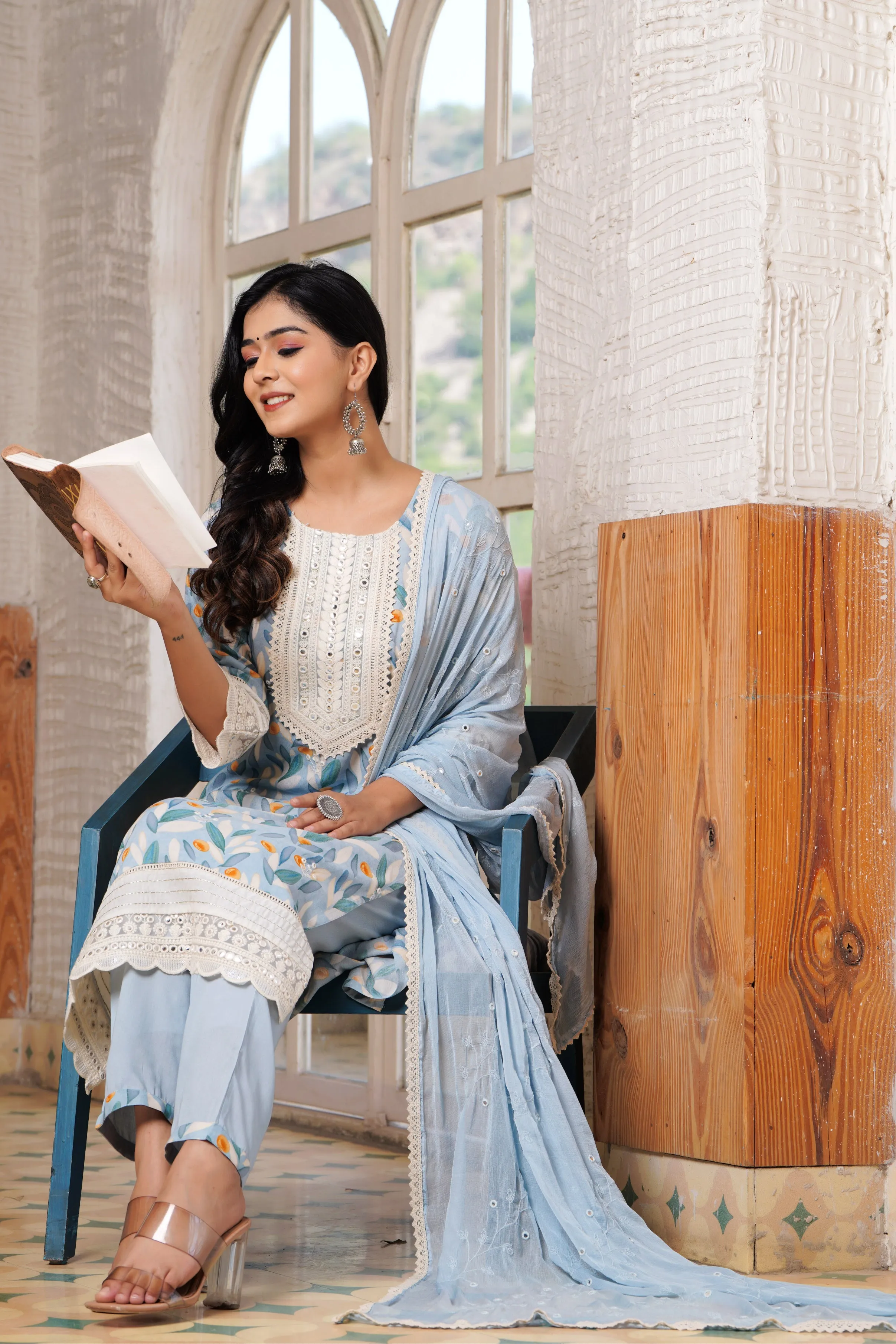 Women Floral Printed Kurta with Trousers  Dupatta