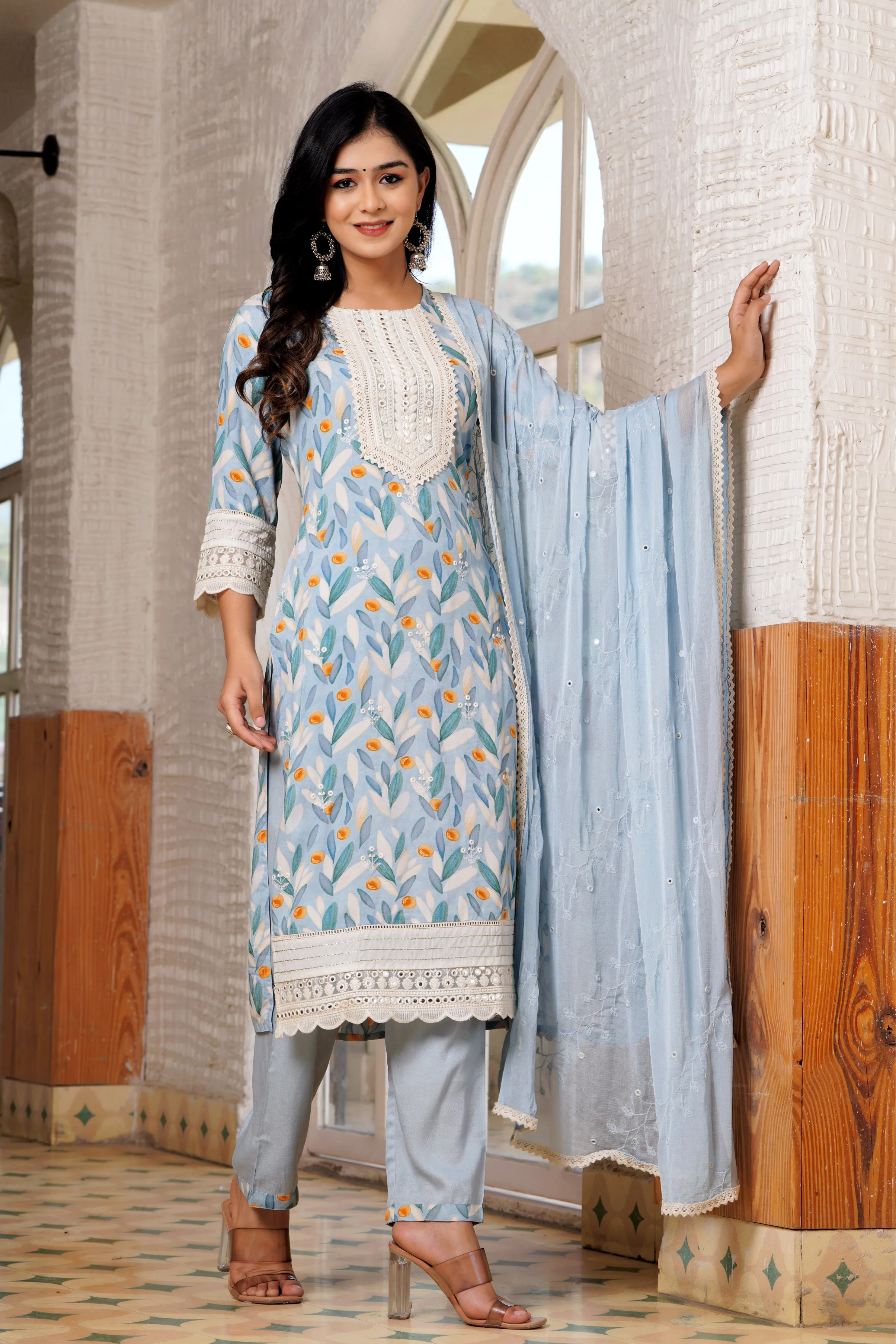 Women Floral Printed Kurta with Trousers  Dupatta