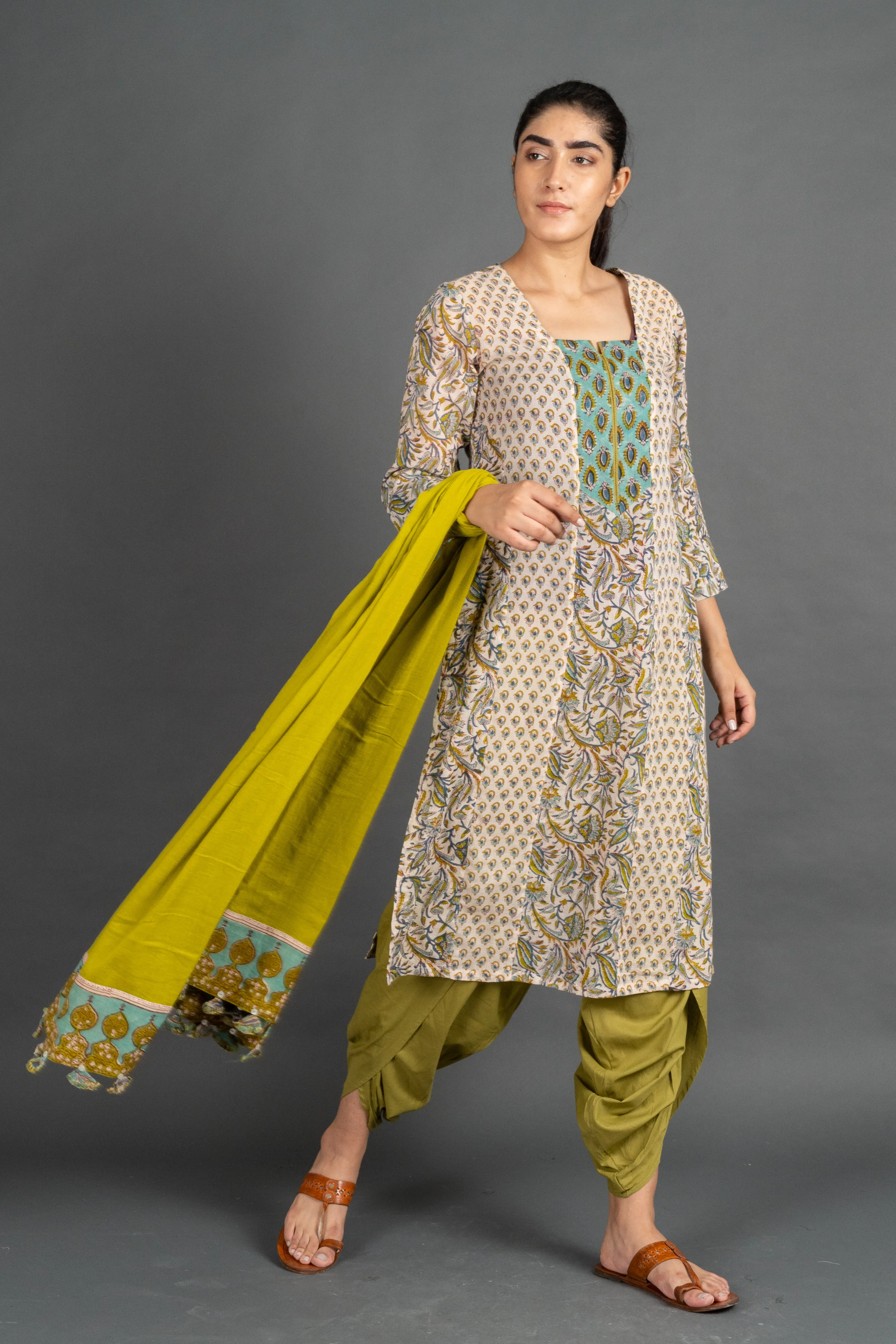 Women's Nargis Kurta